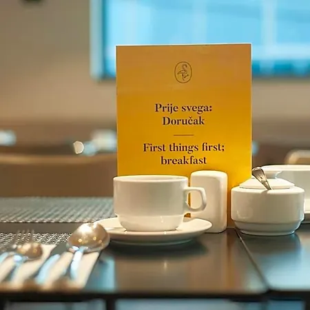 Voco - By Ihg 5* Podgorica